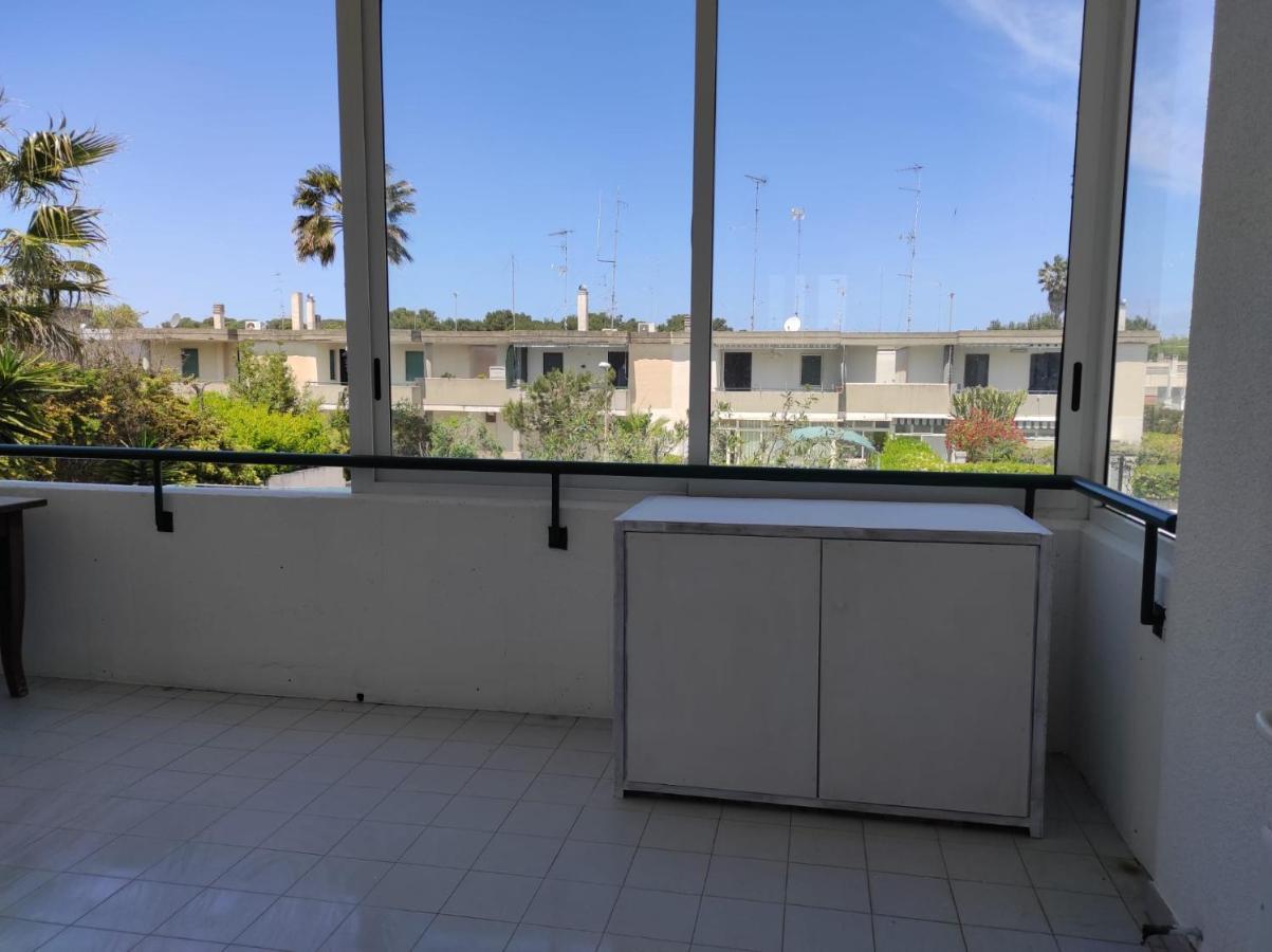 Grazioso Appartamento Vicino Al Mare San Cataldo  Exterior photo